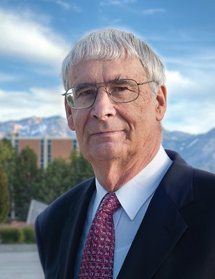 Dr. Peter Stang